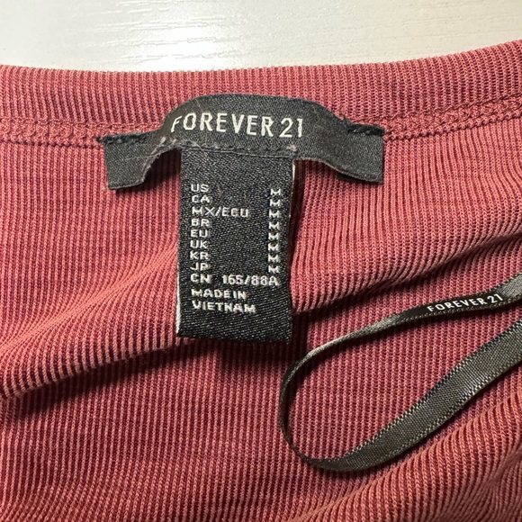 Forever 21 Ribbed Knit Drawstring Tee - Picture 3 of 3